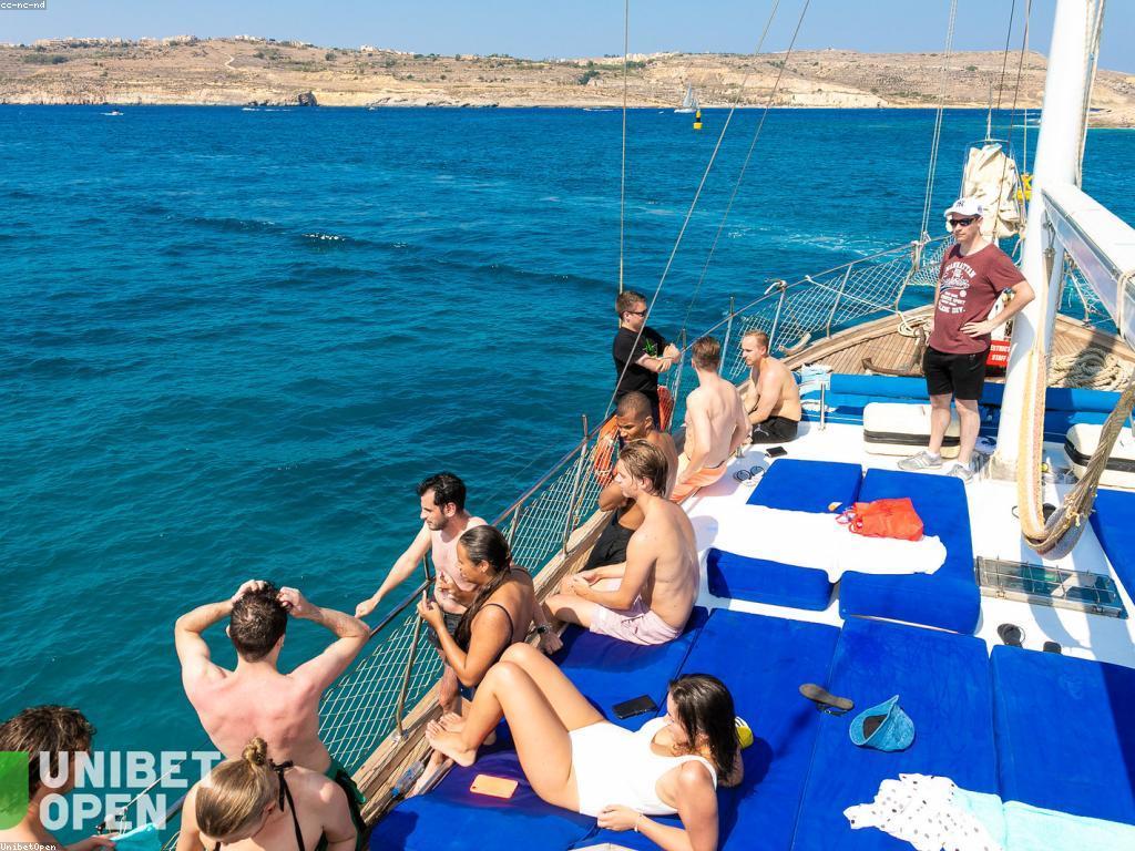 ការបង្ហាញកាស៊ីណូ: ព័ត៌មាននិងយុទ្ធសាស្រ្តសម្រាប់ជោគជ័យ